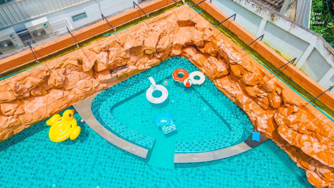 Centara Nova Hotel Pattaya Dış mekan fotoğraf