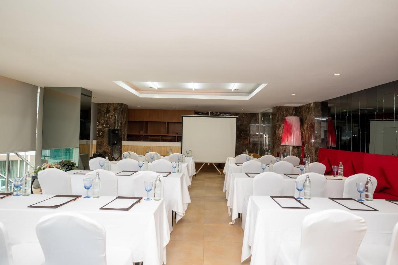 Centara Nova Hotel Pattaya Dış mekan fotoğraf