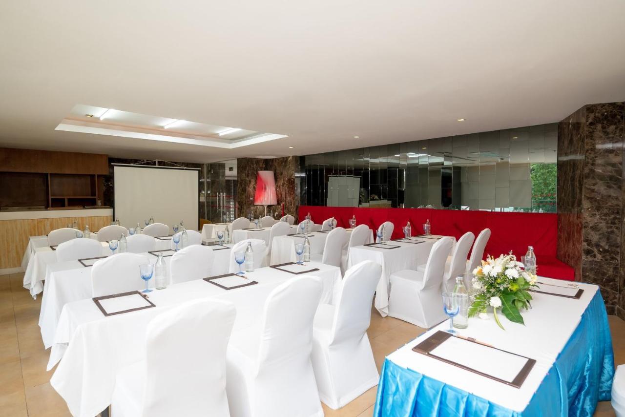 Centara Nova Hotel Pattaya Dış mekan fotoğraf