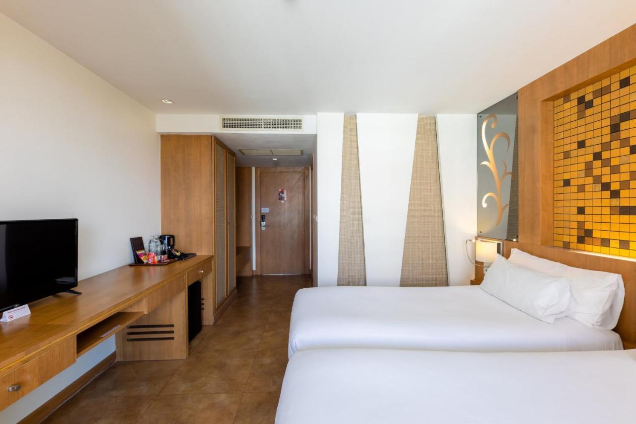 Centara Nova Hotel Pattaya Dış mekan fotoğraf