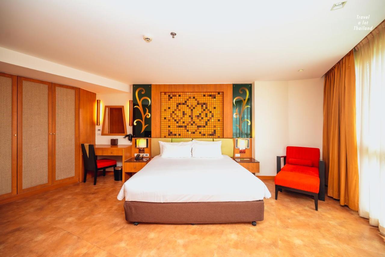 Centara Nova Hotel Pattaya Dış mekan fotoğraf